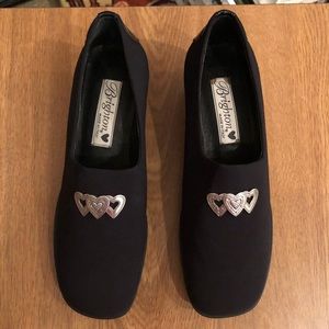 NWOT Brighton Black Slip-On Loafers Sz 6